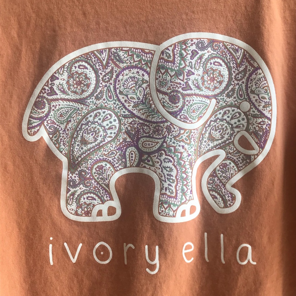 Ivory Ella Long Sleeve Pocket Tee EUC